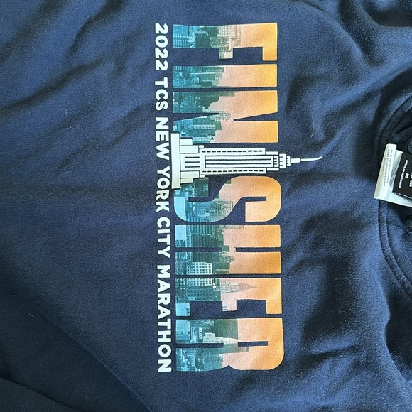 TCS NYC MARATHON Finisher Hoodie - Picture 4 of 4